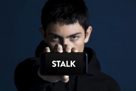  Théo Fernandez dans "Stalk" sur france.tv/slash